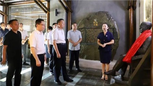 湖南省政協(xié)主席、黨組書記毛萬春一行來集團白沙溪茶廠考察調研